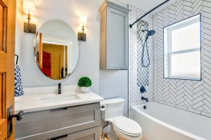 Is it better to shower in the morning or at night? Here’s what the experts say