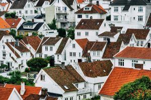 UK house prices flatline as Iran war pushes up rates