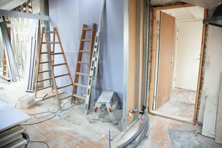 A home insulation fiasco has left tens of thousands of Brits in cold and leaky homes over winter