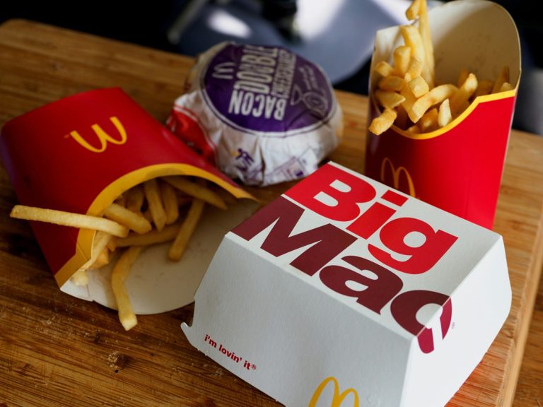 New junk food rules take effect in the UK
