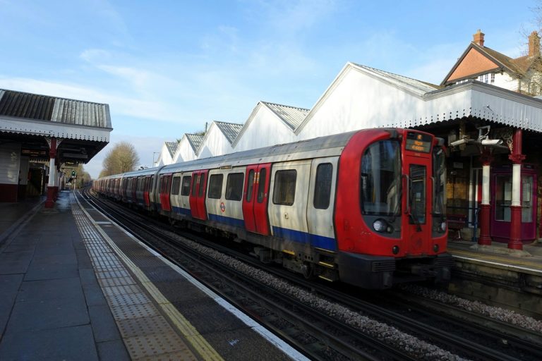 London tube and train disruptions this weekend: 7-9 November