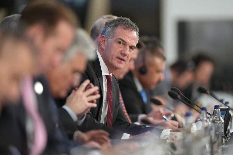 UK will hold first trade talks with China in 7 years