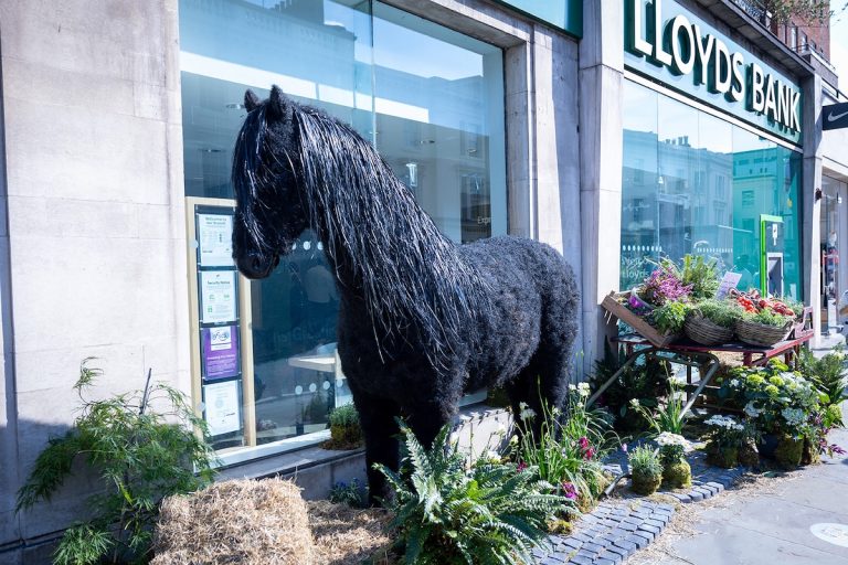 Lloyds pays £62,000 to customers after app data breach