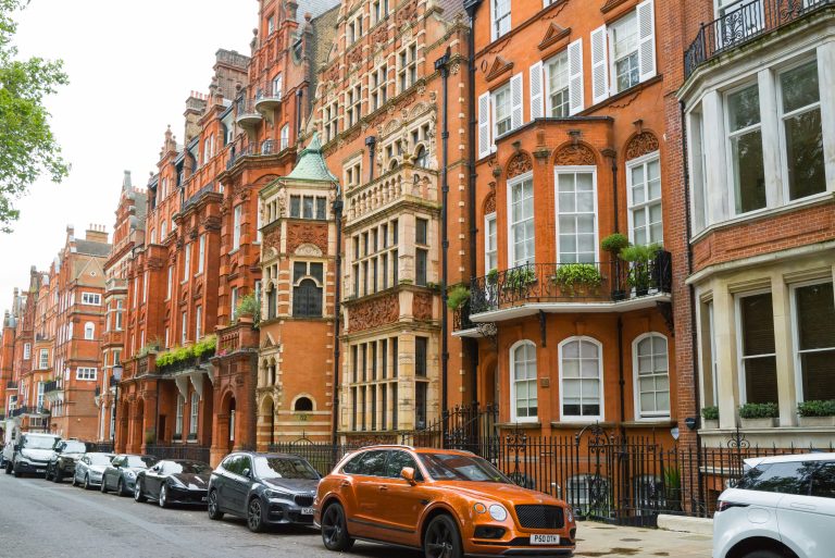 Wealthy Brits are fleeing Middle East turmoil – and pushing London rents even higher