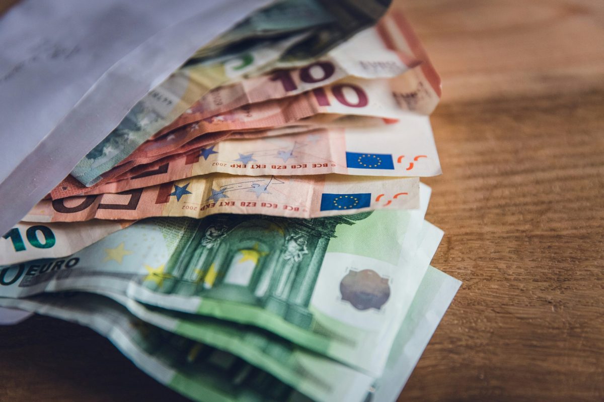 UK falls to new low in global corruption index