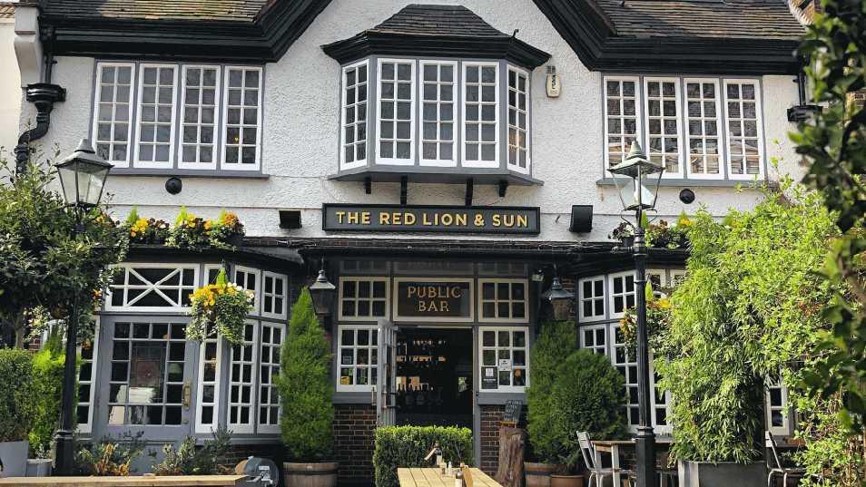 Red Lion Sun