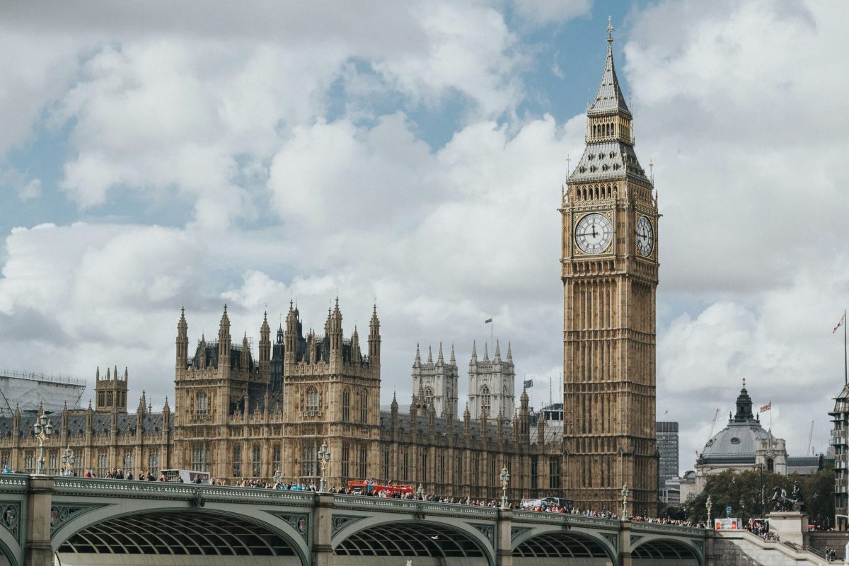 The UK is spending £180 million to build a backup clock system – Here’s why banks and phone networks depend on it