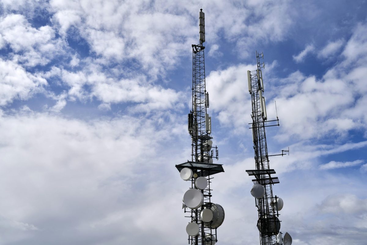 UK pumps £240 million into next-gen connectivity ahead of 6G race
