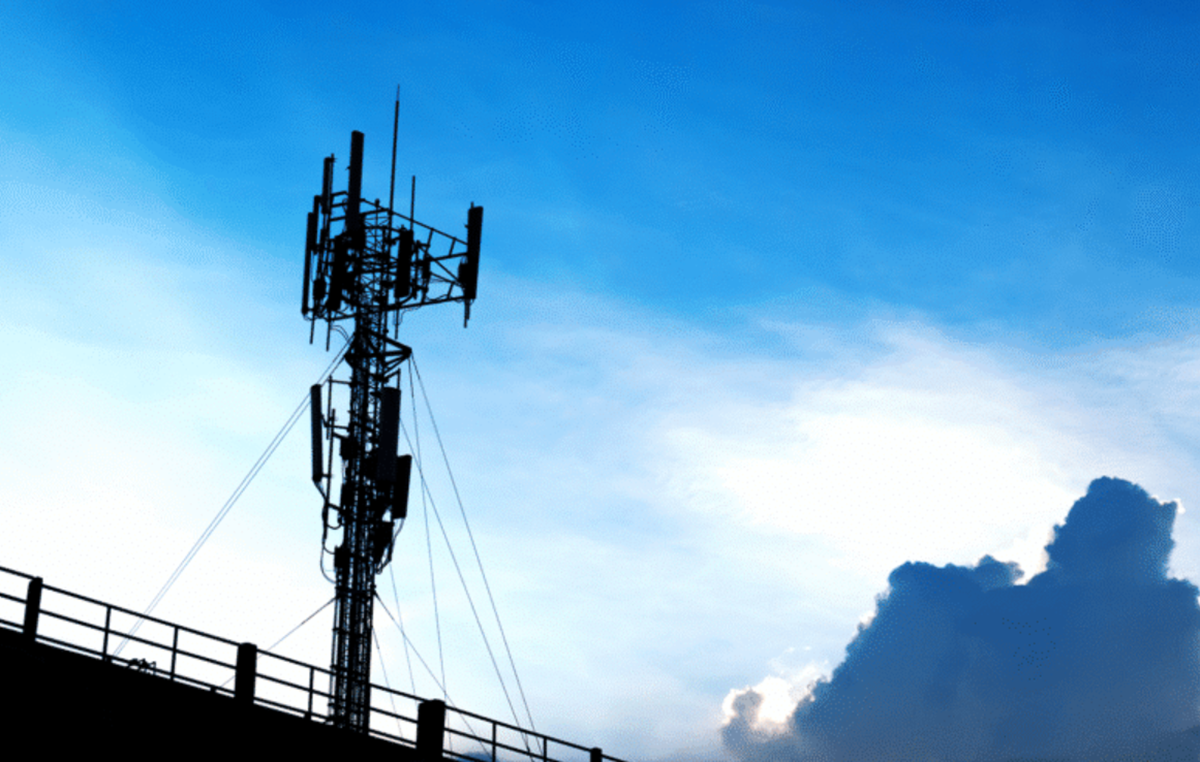 O2 Cell Tower Mast 5g