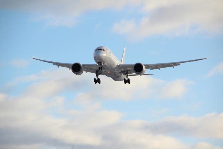 Britain’s faster flights won’t land until the 2030s