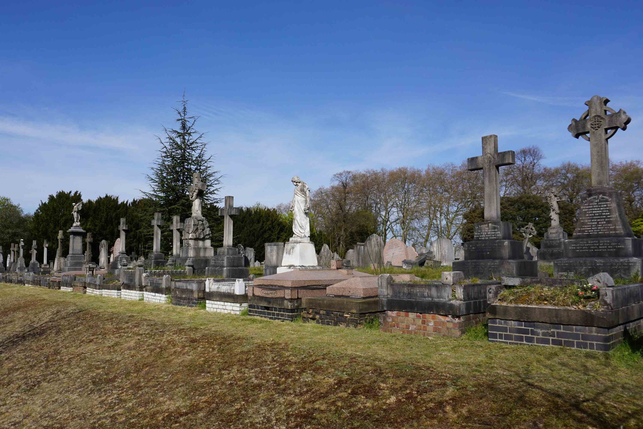 London is running out of graves