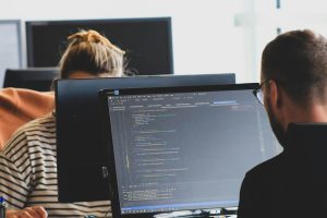 UK IT job vacancies jump 42%