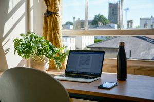 Working from home is making young Brits lonelier than screen time: New research