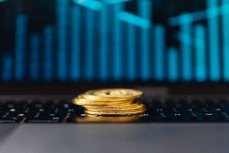 UK finance bosses bet big on blockchain