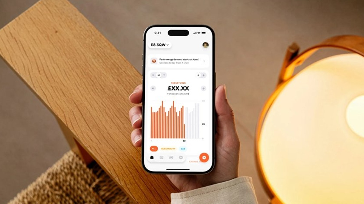 Ex-Revolut founders launch a plug-in home battery in the UK